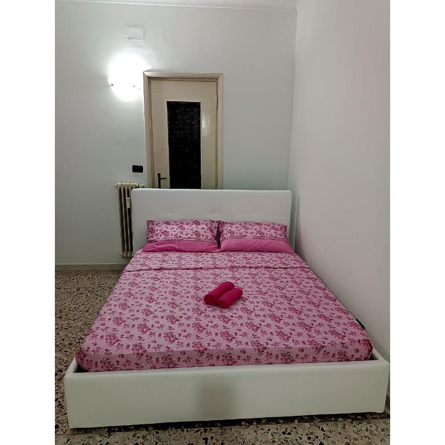 Ferienwohnung Accogliente Monolocale Vicino Al Centro Di Torino Exterior foto